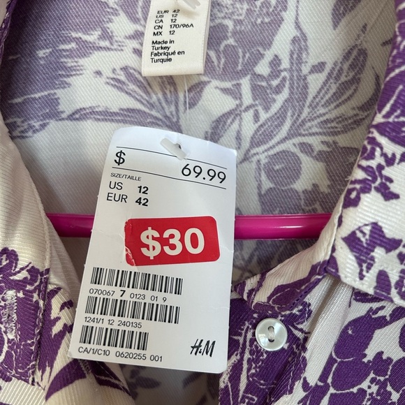 H&M NWT floral button down oversized blouse- 100% viscose- size 12 - Picture 7 of 8